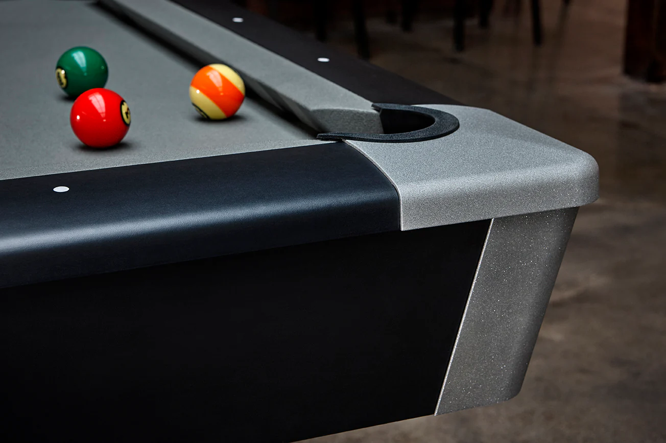 Brunswick Black Wolf 7' Pro Pool Table - Image 3