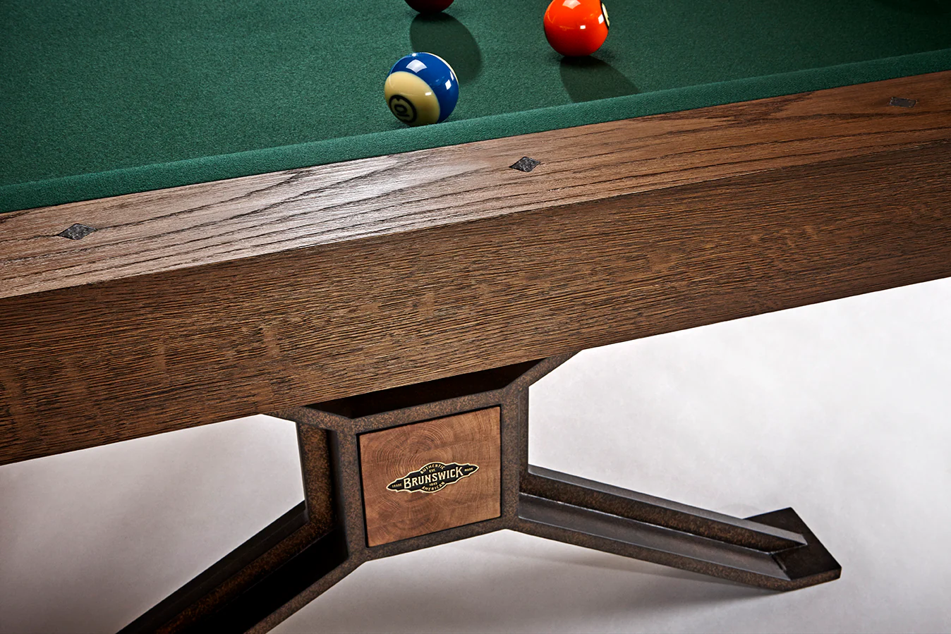 Brunswick Dameron Pool Table - Image 9